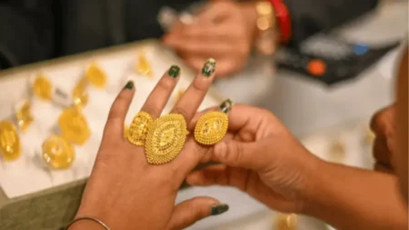 আন্তর্জাতিক বাজারে দরপতন, দেশে কমল স্বর্ণের দাম