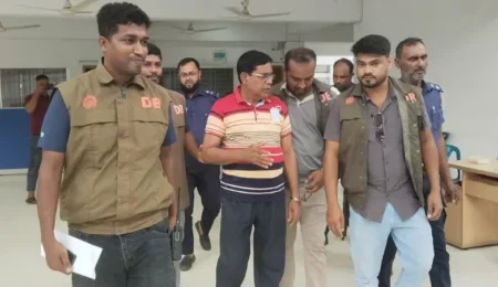 ভারতে যাওয়ার পথে গ্রেপ্তার মেহেরপুর আ.লীগের সাধারণ সম্পাদক